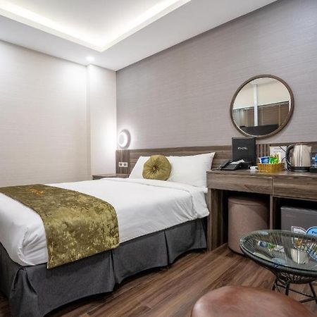 3T Hotel 41 Nguyen Thai Hoc- By Bay Luxury Hanoi Exterior photo